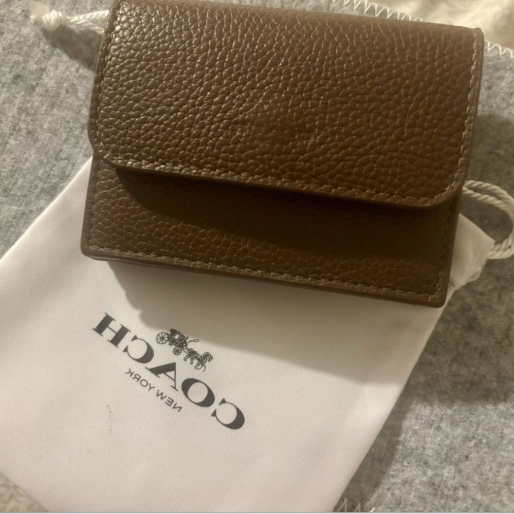 Coach Tan Leather Card Holder